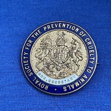 RSPCA Enamel Members Badge -
