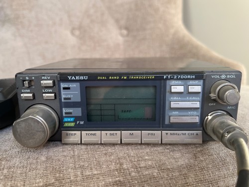 Yaesu dual band transceiver - yaesu,