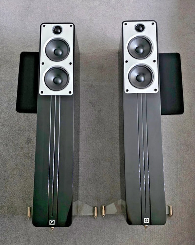 Acoustics concept 40 - q,