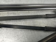 61617153739 front wiper arm rh