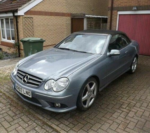 Mercedes clk w209 - mercedes, hinge