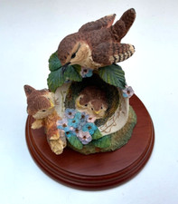 Border Fine Arts Wren with Chicks By Russell Willis no 541702. Free UK Postage