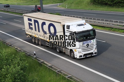 Truck photo mercedes benz - truck,