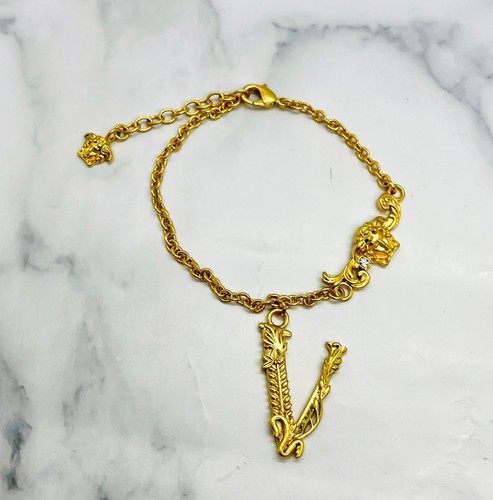Versace statement medusa - versace, v
