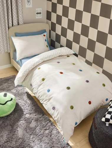 Next tufted faces bright - tufted,