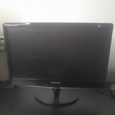 Samsung Syncmaster HD tv  B223OHD  AND REMOTE CONTROL  preowned TESTED