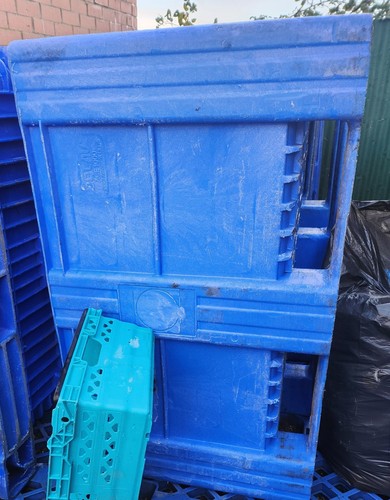 Dolav rigid plastic pallet box - plastic,