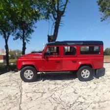 1:18 NEW Land Rover Defender