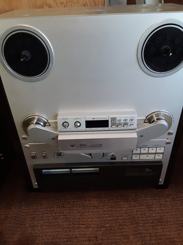 Akai 747 deck - akai, g