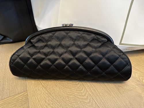 Chanel silk black - chanel,