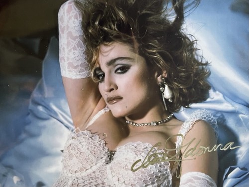 Madonna hand signed 5 x - hand,