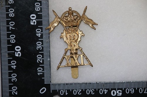 British army metal cap badge - army,