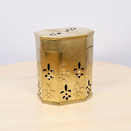 Aroma box with lace - /,