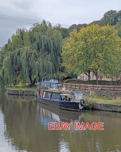 Photo halifax arm - , narrowboat