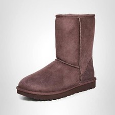 UGG Women's Classic Short II