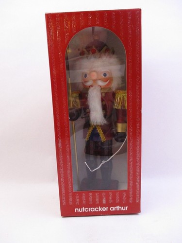 Nutcracker arthur wood santa - nutcracker,