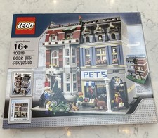 LEGO Creator Expert 10218 Pet Shop Building Set