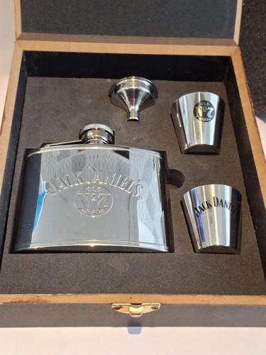 Jack daniels hip - jack, shot