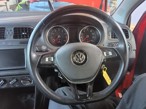 Steering wheel volkswagen polo - wheel,