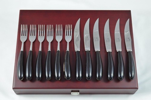Sheffield steak knives - 6,