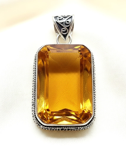 Exceptional citrine gemstone - exceptional,