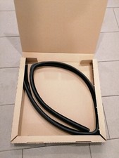 1114391 Rear Glass Seal Left