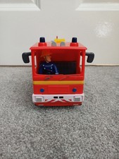Fireman Sam Jupitar The Fire Engine Push Along Fire Engine +Fireman Sam Figure