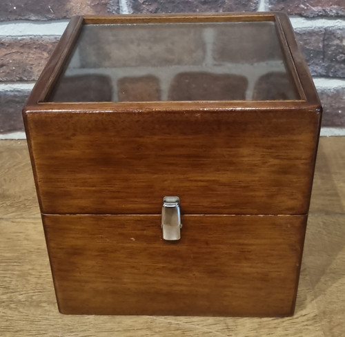 Marine chronometer box day - chronometer,