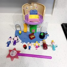 BEN & HOLLY THISTLE CASTLE