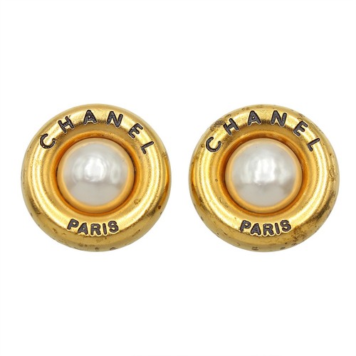 Chanel gold tone - gold-tone, pearl