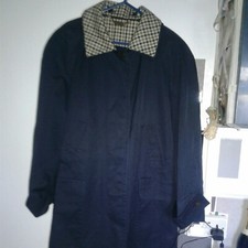 AQUASCUTUM BLUE VINTAGE LADIES MAC LARGE  (USED) 