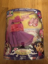 DORA THE EXPLORER DRESS UP
