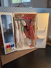 Sindy Wardrobe And Clothes