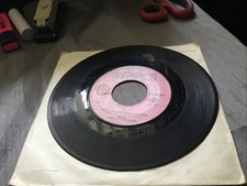 Traffic - Here We Go Round The Mulberry Bush