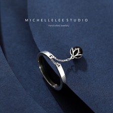 Minimalist Natural Black Shell