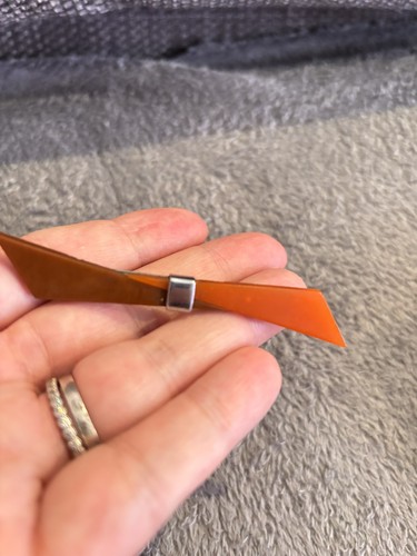 1930s art deco - bakelite, bow