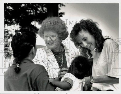 1990 press photo mary johnson - 1990,