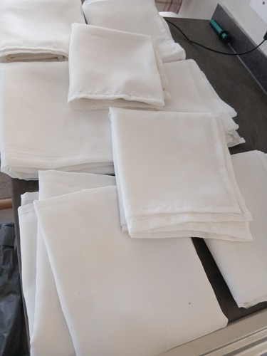 Curtain set for - set, rally