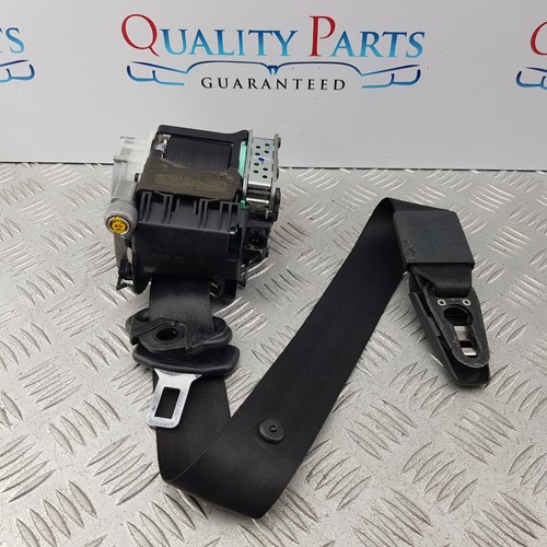 Audi seat belt front - audi,