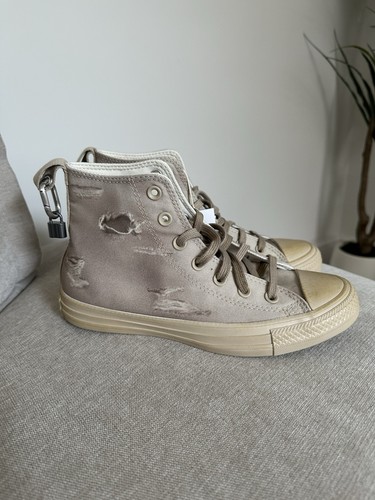 Charli xcx converse - xcx, brat