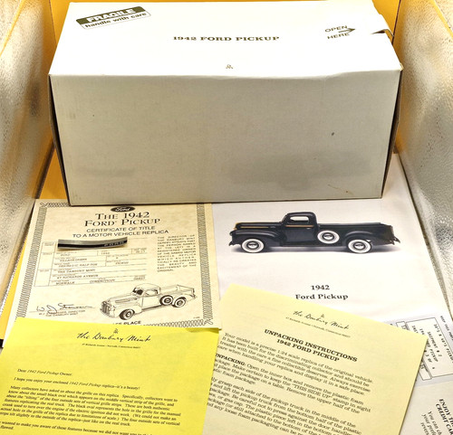 Danbury mint diecast 24 - mint,