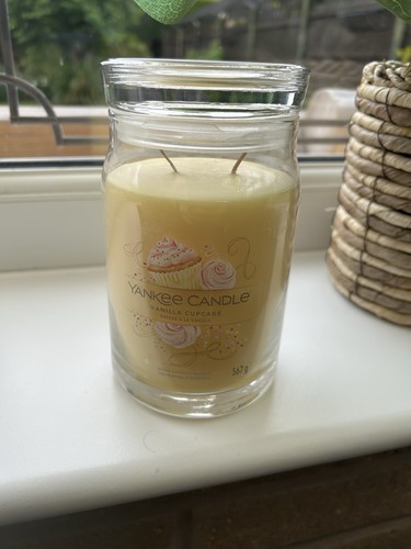 Yankee candle vanilla - -,