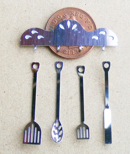 Metal kitchen utensils - 4,