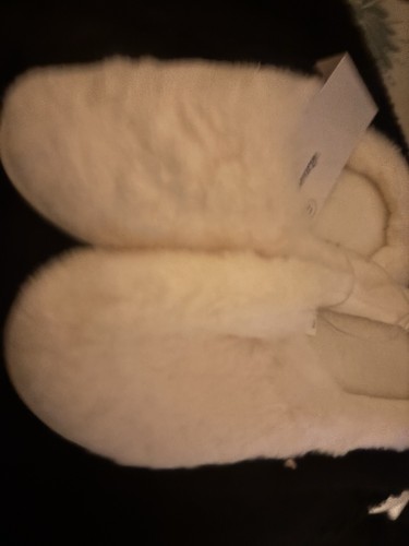 Brand new girls fluffy - new,
