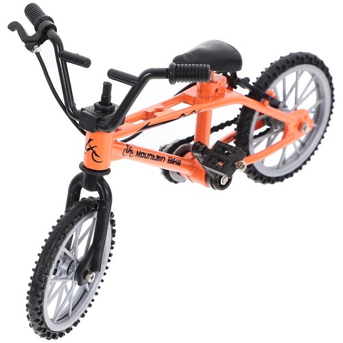 Doll house mini - house, bicycle