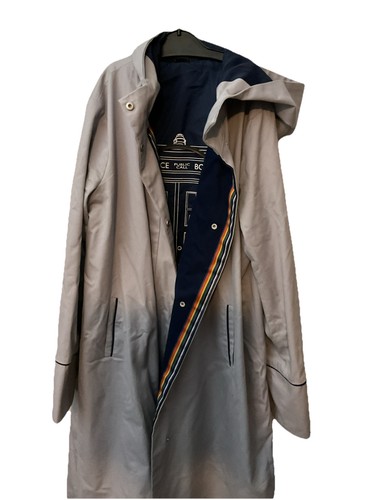 Who trench coat tardis her - dr,