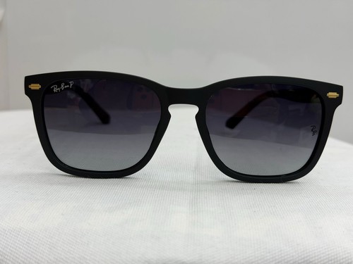 Ray-Ban