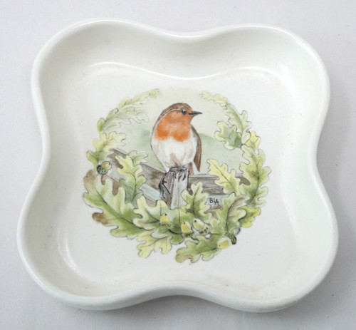 Poole ceramic robin bird pin - robin,