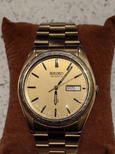 Seiko 5y23 8160 mens - sq, gold