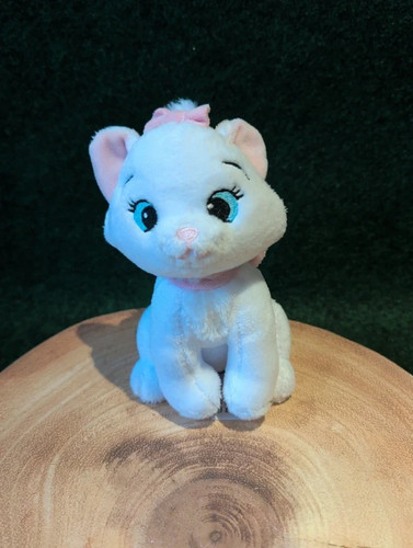 Disney the aristocats marie - disney,